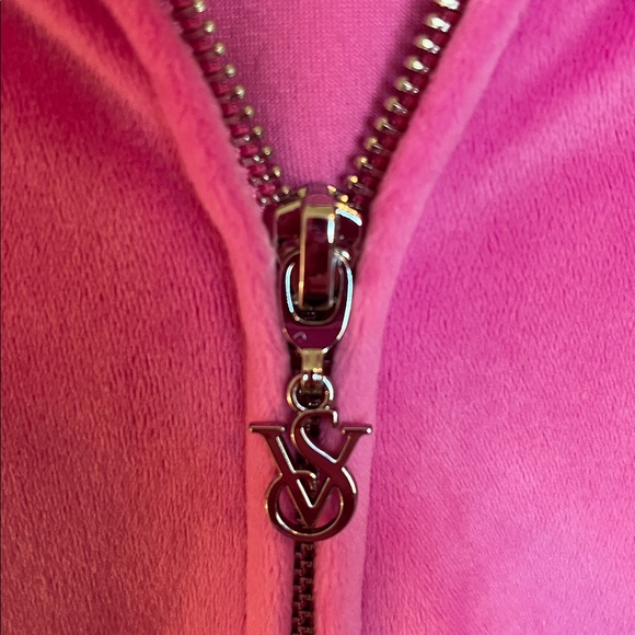Victoria’s Secret Velour Crop Hoodie - Picture 5 of 10